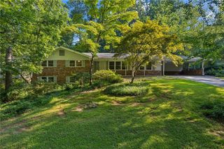 1646 Rainier Falls NE Drive, Atlanta, GA 30329