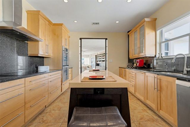 3430 Galt Ocean Drive PH1, Fort Lauderdale, FL 33308