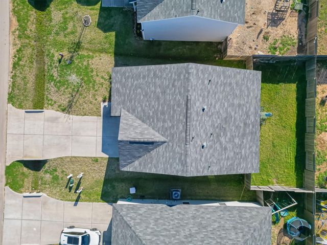 15708 Del Norte Dr, Conroe, TX 77306