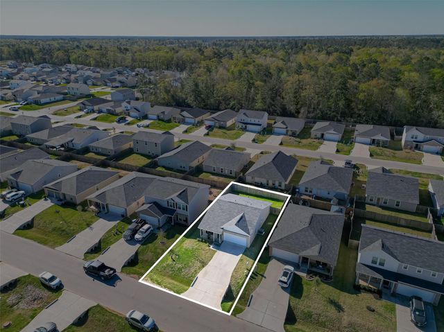 15708 Del Norte Dr, Conroe, TX 77306