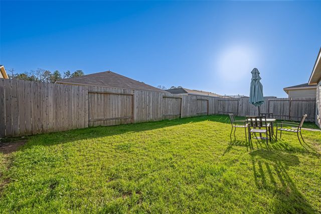 15708 Del Norte Dr, Conroe, TX 77306