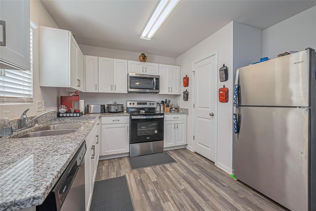 15708 Del Norte Dr, Conroe, TX 77306