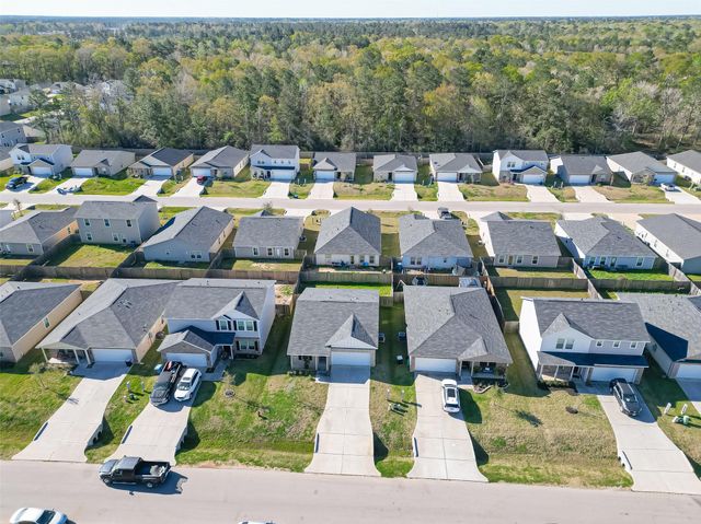 15708 Del Norte Dr, Conroe, TX 77306