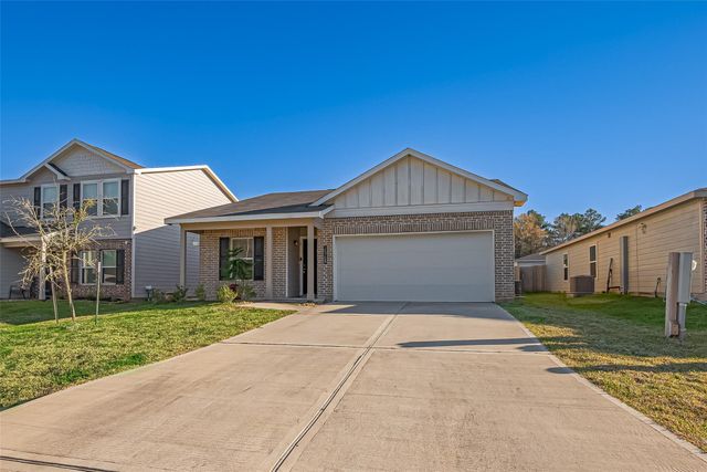 15708 Del Norte Dr, Conroe, TX 77306