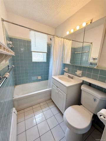 125 N Washington Avenue 55, Hartsdale, NY 10530