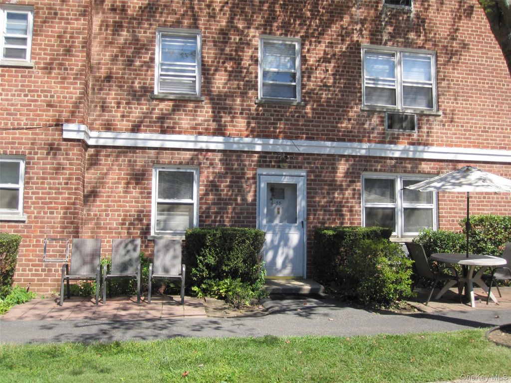 125 N Washington Avenue 55, Hartsdale, NY 10530 — photo 2