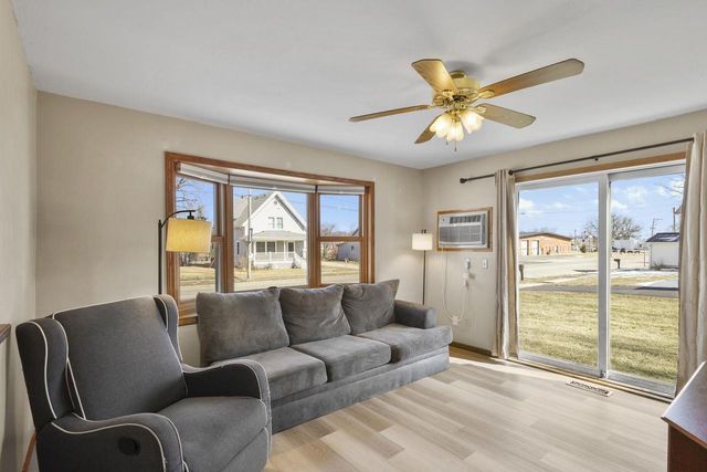 111 W Main Street, Dane, WI 53529