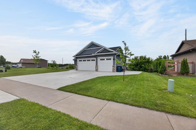 11411 Latham Lane, Chisago City, MN 55013