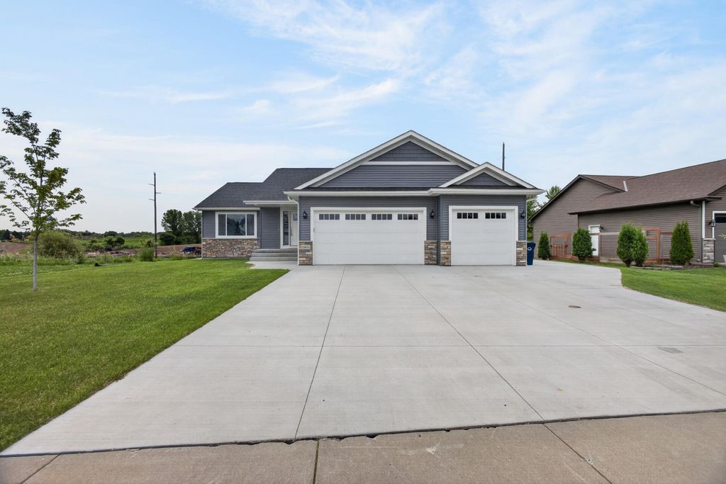 11411 Latham Lane, Chisago City, MN 55013 — photo 3