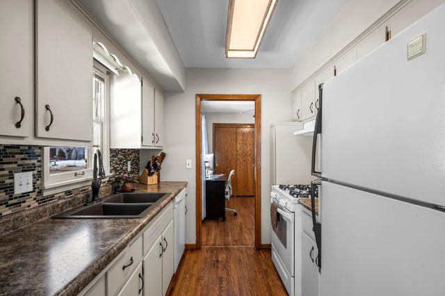 900 79th Avenue NE, Spring Lake Park, MN 55432