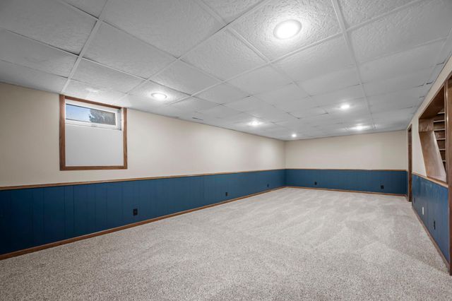 900 79th Avenue NE, Spring Lake Park, MN 55432