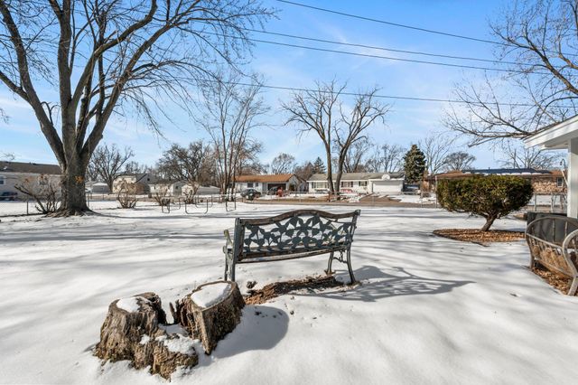 900 79th Avenue NE, Spring Lake Park, MN 55432