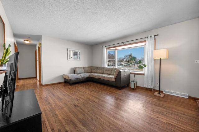 900 79th Avenue NE, Spring Lake Park, MN 55432