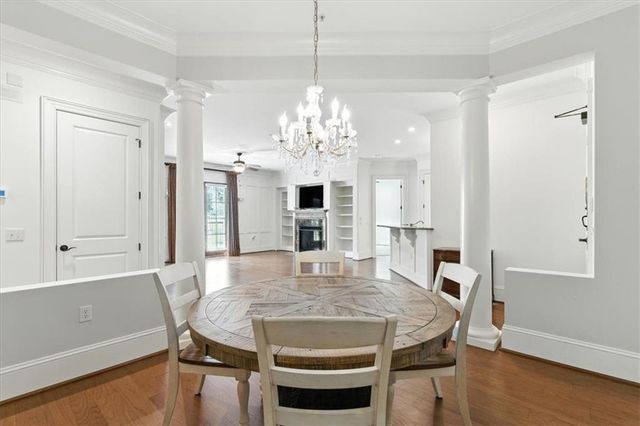 351 Washington NE Avenue 208, Marietta, GA 30060