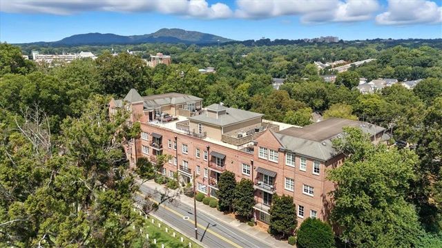 351 Washington NE Avenue 208, Marietta, GA 30060