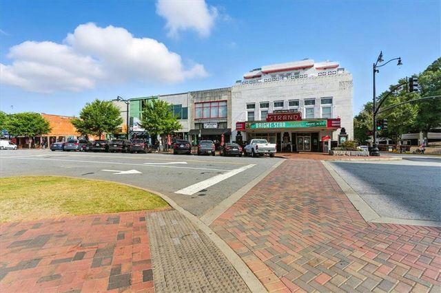 351 Washington NE Avenue 208, Marietta, GA 30060