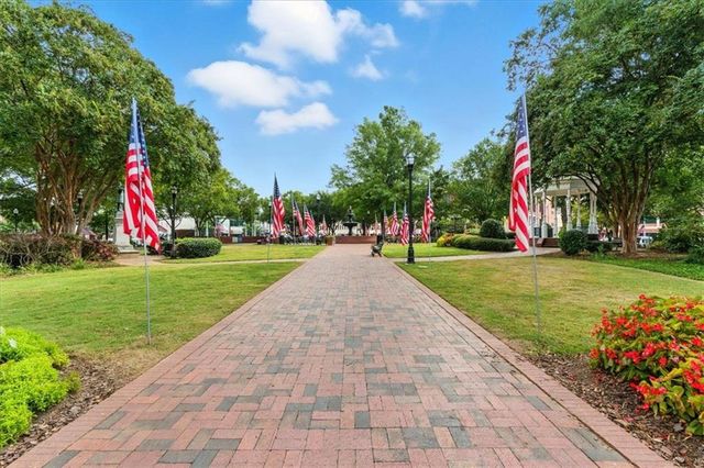 351 Washington NE Avenue 208, Marietta, GA 30060