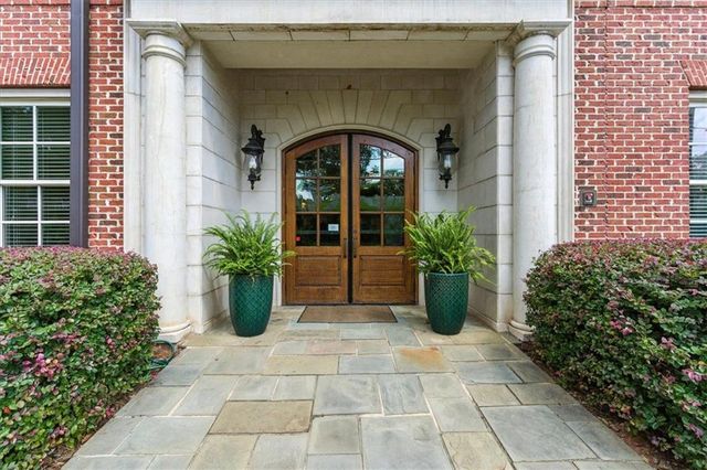 351 Washington NE Avenue 208, Marietta, GA 30060