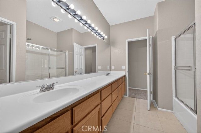 1937 Madera Circle, Corona, CA 92879