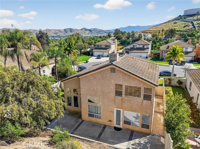 1937 Madera Circle, Corona, CA 92879