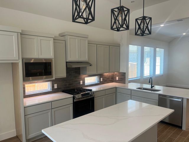 2214 Elm Ridge Trail, Tomball, TX 77375