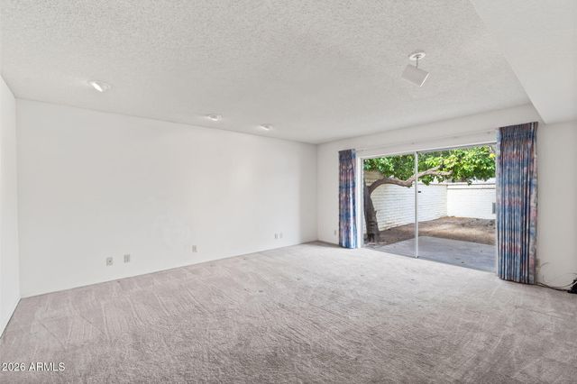 114 E SAN MIGUEL Avenue, Phoenix, AZ 85012