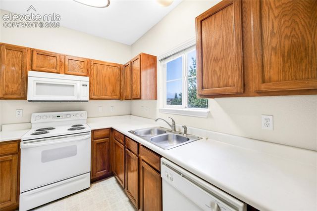 3864 Riviera Grove 102, Colorado Springs, CO 80922