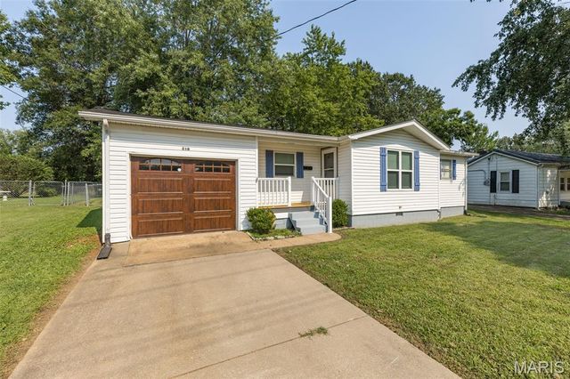 218 N Alexander Street, Farmington, MO 63640