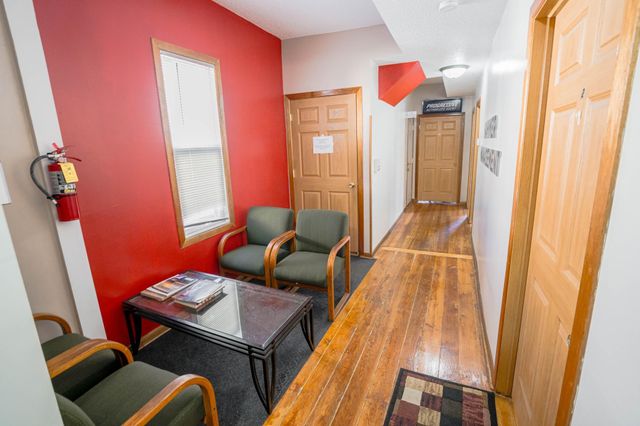 977 Payne Avenue, Saint Paul, MN 55130