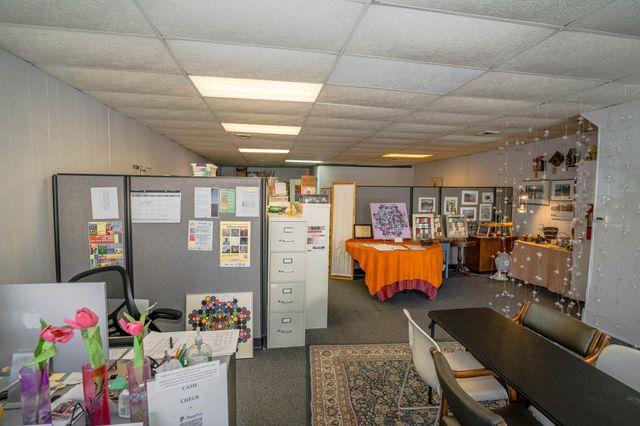 977 Payne Avenue, Saint Paul, MN 55130