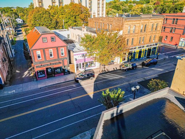 977 Payne Avenue, Saint Paul, MN 55130