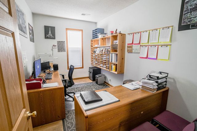 977 Payne Avenue, Saint Paul, MN 55130