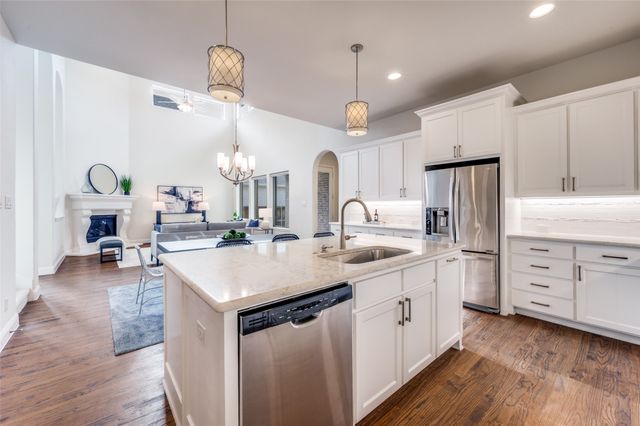 673 Quarter Horse Lane, Frisco, TX 75036