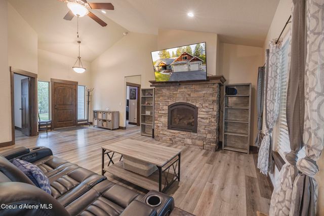 23378 N Prominence RD, Rathdrum, ID 83858