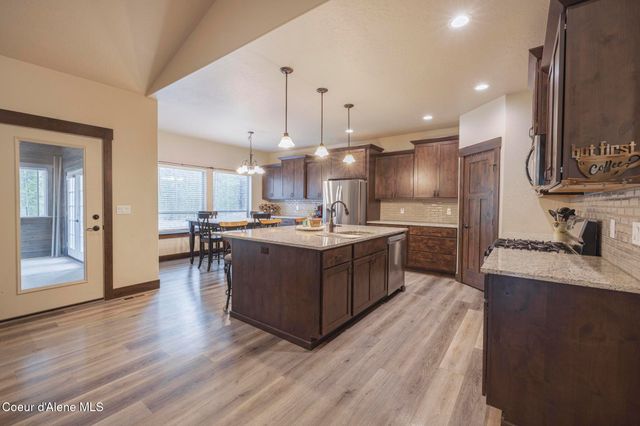 23378 N Prominence RD, Rathdrum, ID 83858