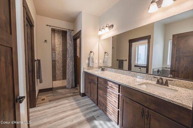 23378 N Prominence RD, Rathdrum, ID 83858