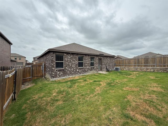 304 Tranquil Lane, Princeton, TX 75407