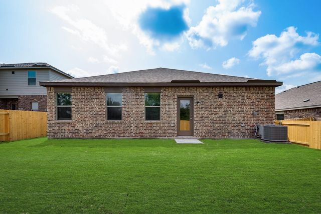 304 Tranquil Lane, Princeton, TX 75407