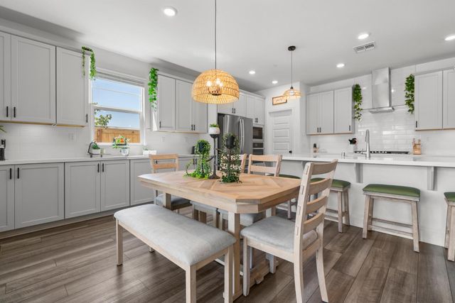 1081 Fullerton Ranch Rd, Lincoln, CA 95648