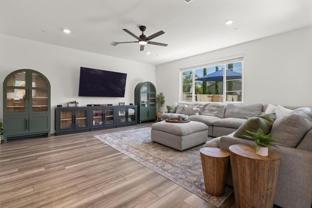 1081 Fullerton Ranch Rd, Lincoln, CA 95648