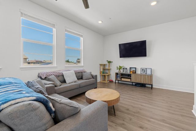 1081 Fullerton Ranch Rd, Lincoln, CA 95648