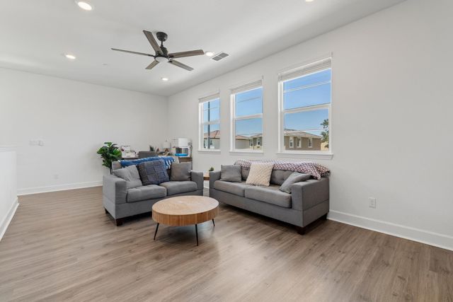 1081 Fullerton Ranch Rd, Lincoln, CA 95648