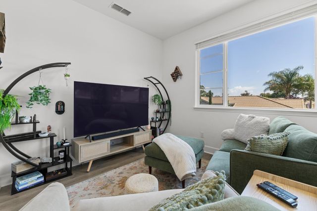 1081 Fullerton Ranch Rd, Lincoln, CA 95648