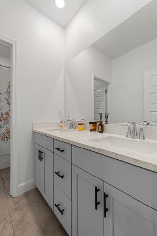 1081 Fullerton Ranch Rd, Lincoln, CA 95648