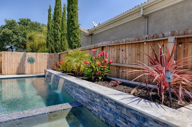 1081 Fullerton Ranch Rd, Lincoln, CA 95648
