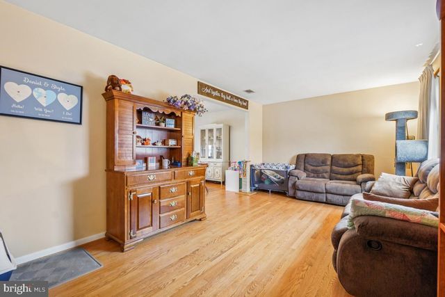 8013 NEIGHBORS AVE, Baltimore, MD 21237