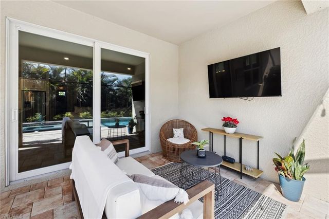 15361 Floresta LN, Fort Myers, FL 33908