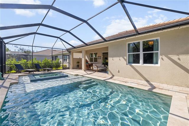 15361 Floresta LN, Fort Myers, FL 33908