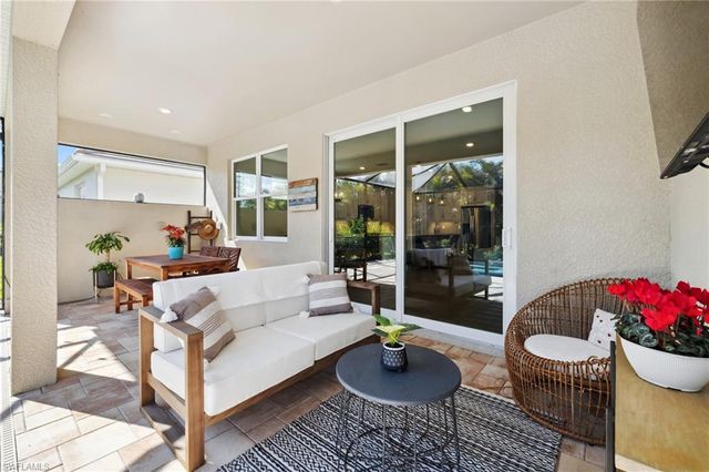 15361 Floresta LN, Fort Myers, FL 33908