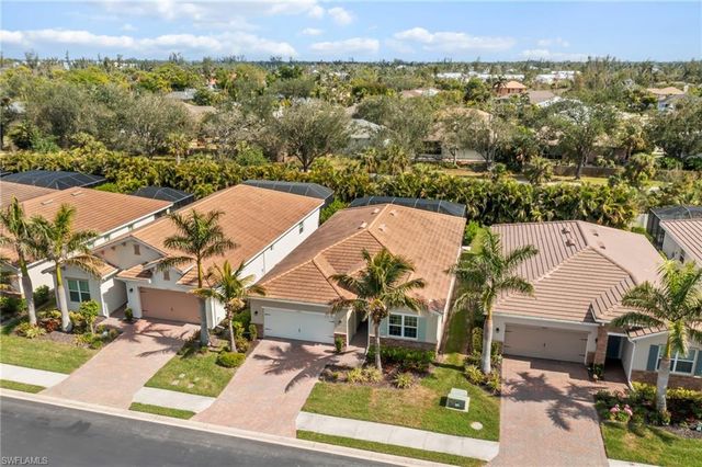15361 Floresta LN, Fort Myers, FL 33908